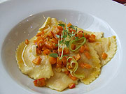 Ravioli mit Kürbis @ Osteria Primavera (©Foto.. Gastro PR)